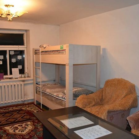 Happy Hostel In Kochkor Exterior photo