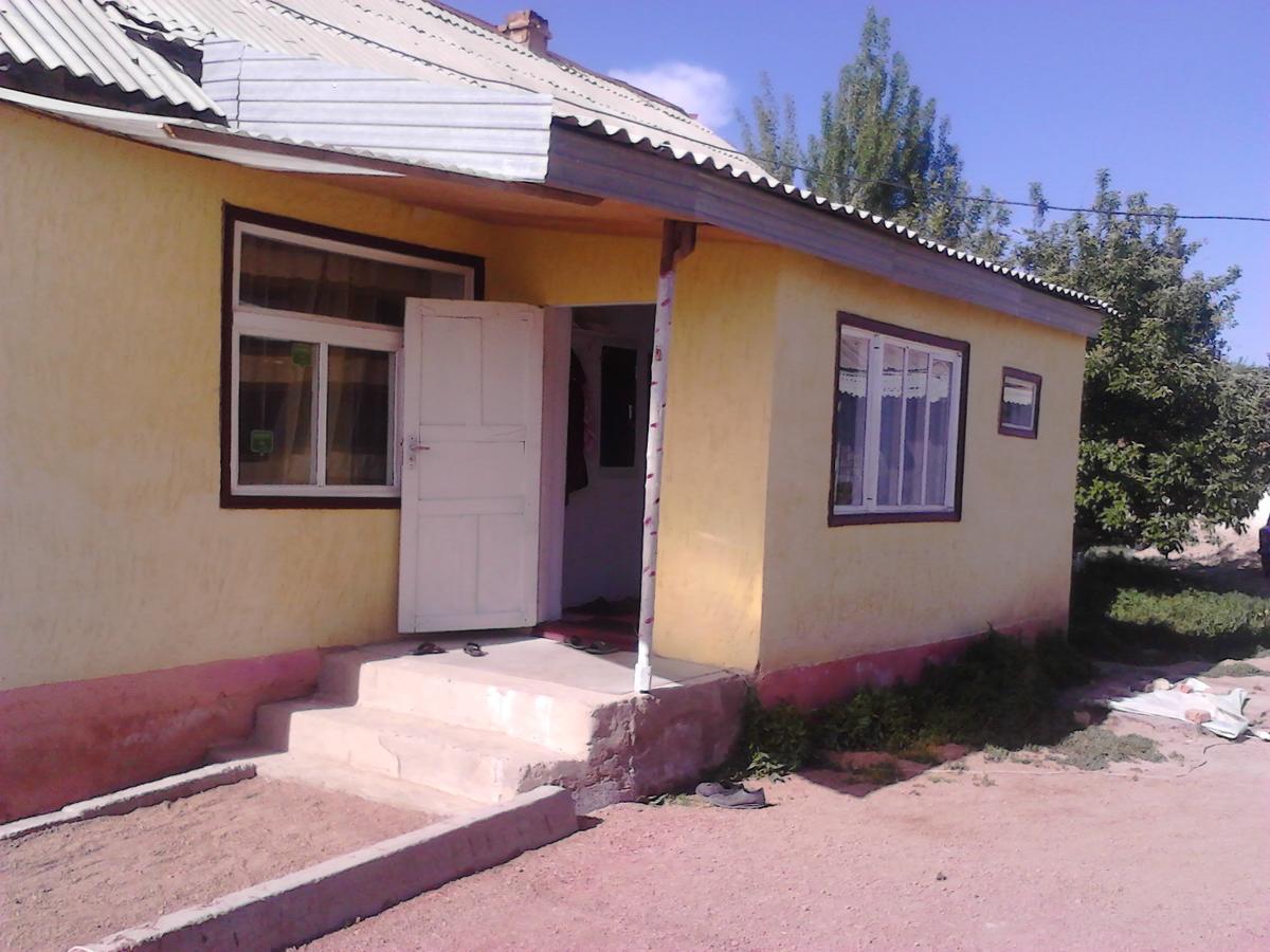 Happy Hostel In Kochkor Exterior photo